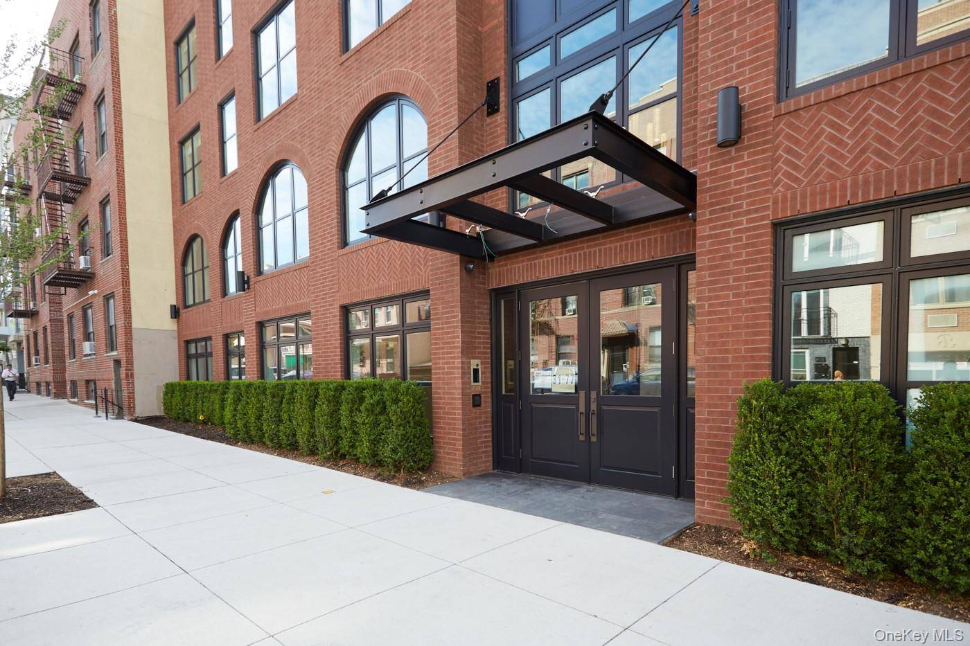 Residential Building for Sale in Astoria, New York, USA - 2