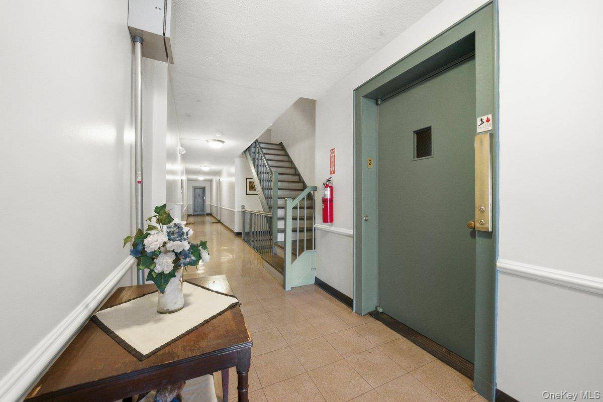 Apartamento com 1 Quartos à Venda em Bronxville - Nova Iorque - EUA - 4