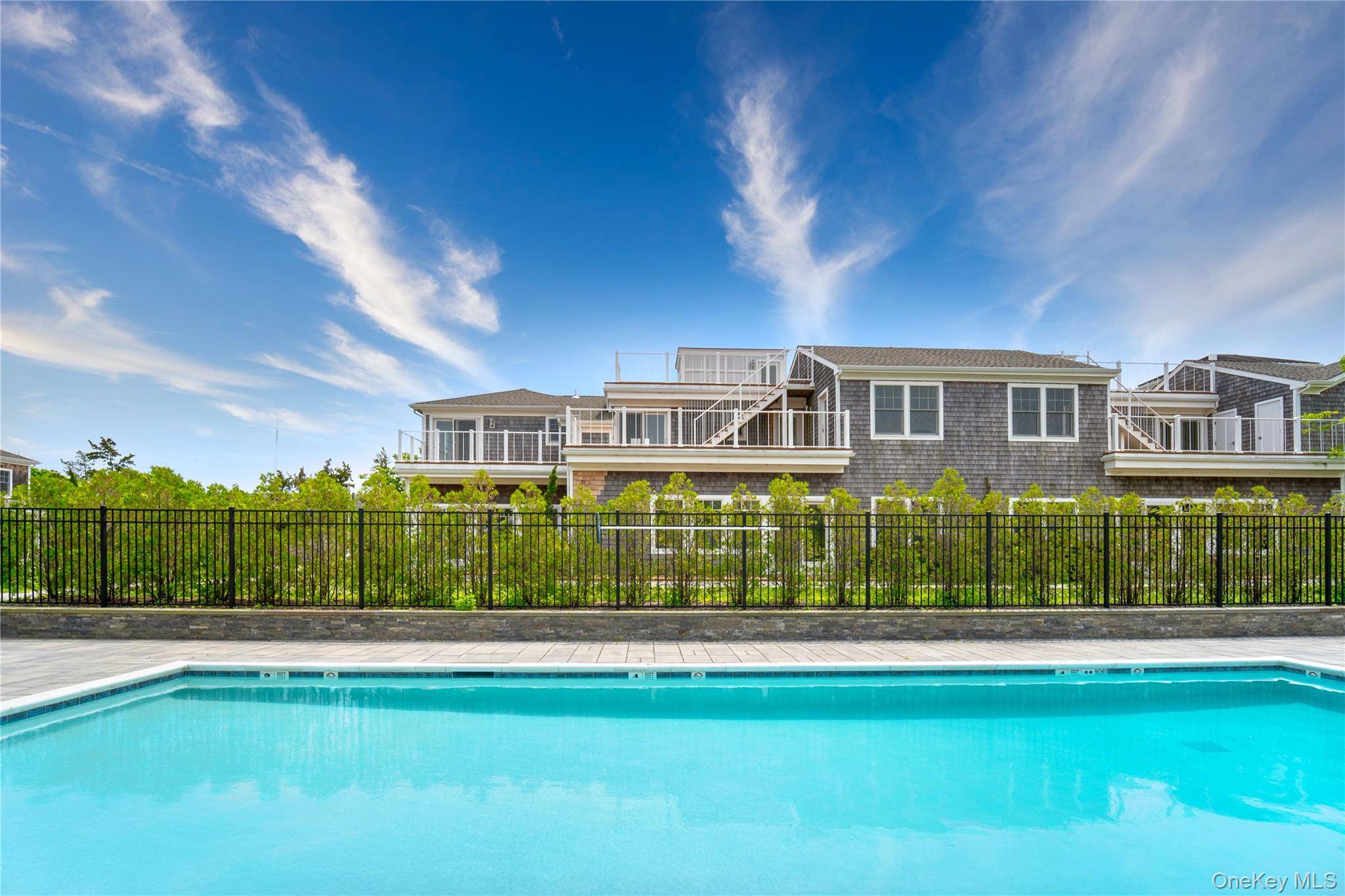 Apartamento de 1 Dormitorio en Venta en Hampton Bays - Nueva York - EE. UU. - 8