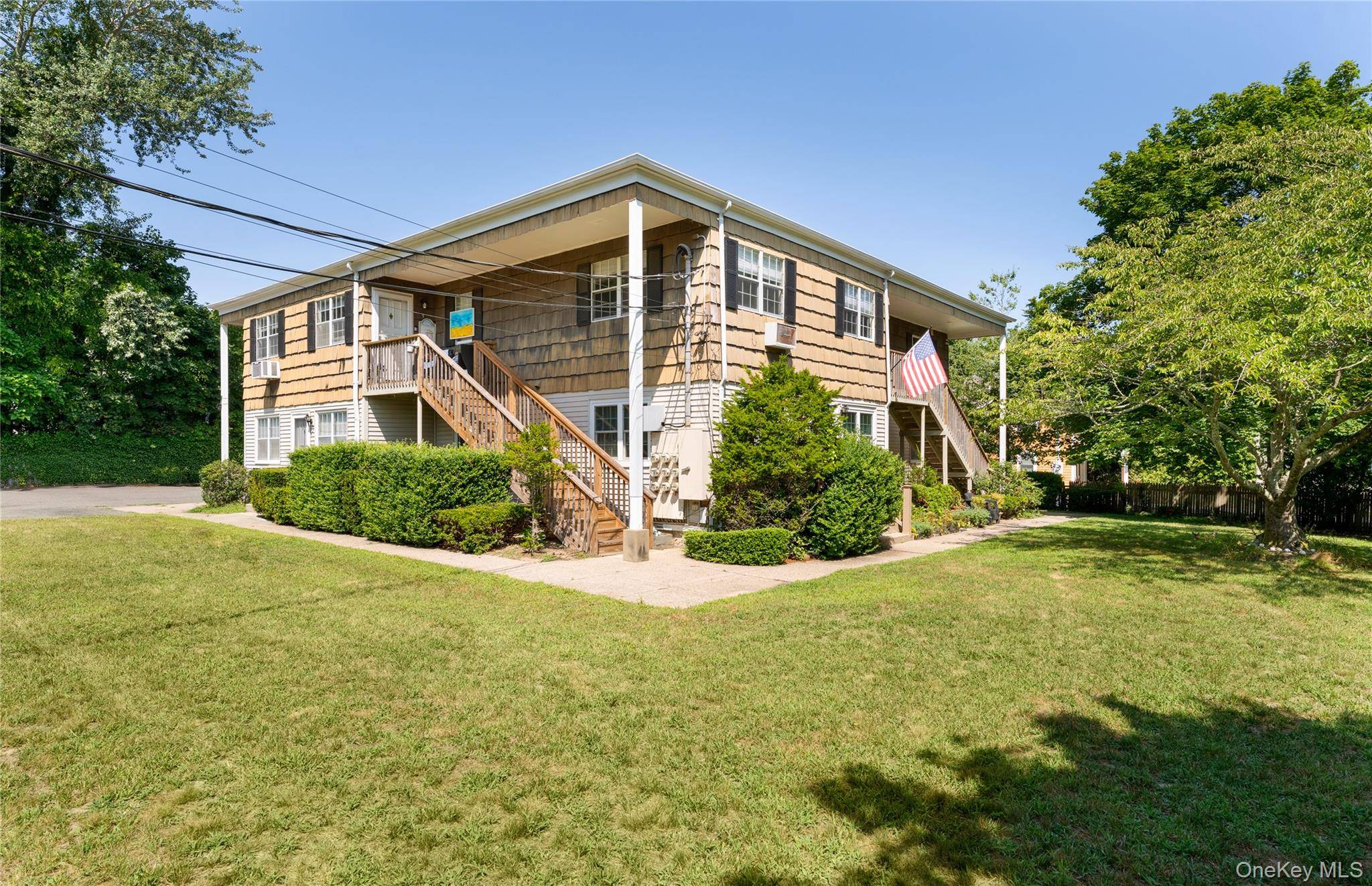 Apartamento de 1 Dormitorio en Venta en Hampton Bays - Nueva York - EE. UU. - 3