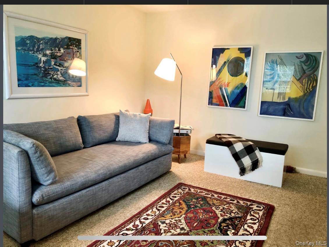 Apartamento de 1 Dormitorio en Venta en Hampton Bays - Nueva York - EE. UU. - 7