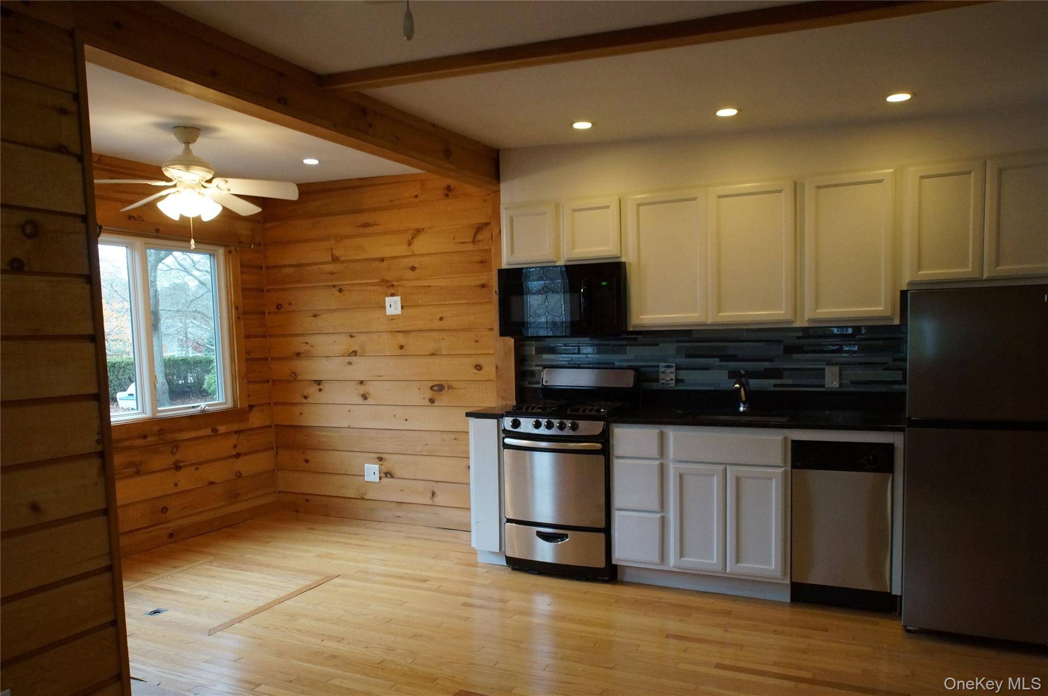 Apartamento com 1 Quartos à Venda em Hampton Bays - Nova Iorque - EUA - 3
