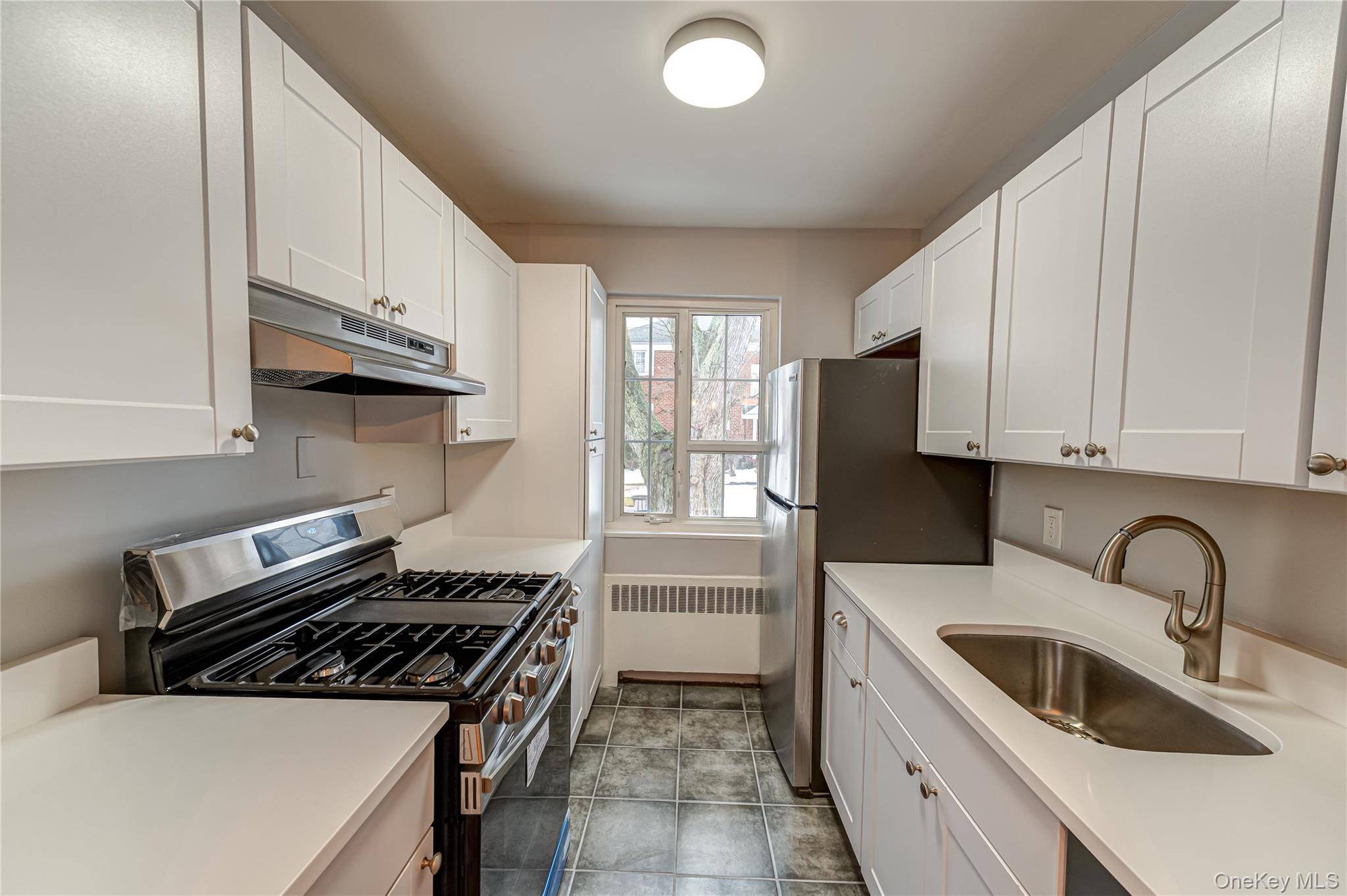 Apartamento com 1 Quartos à Venda em Huntington - Nova Iorque - EUA - 2