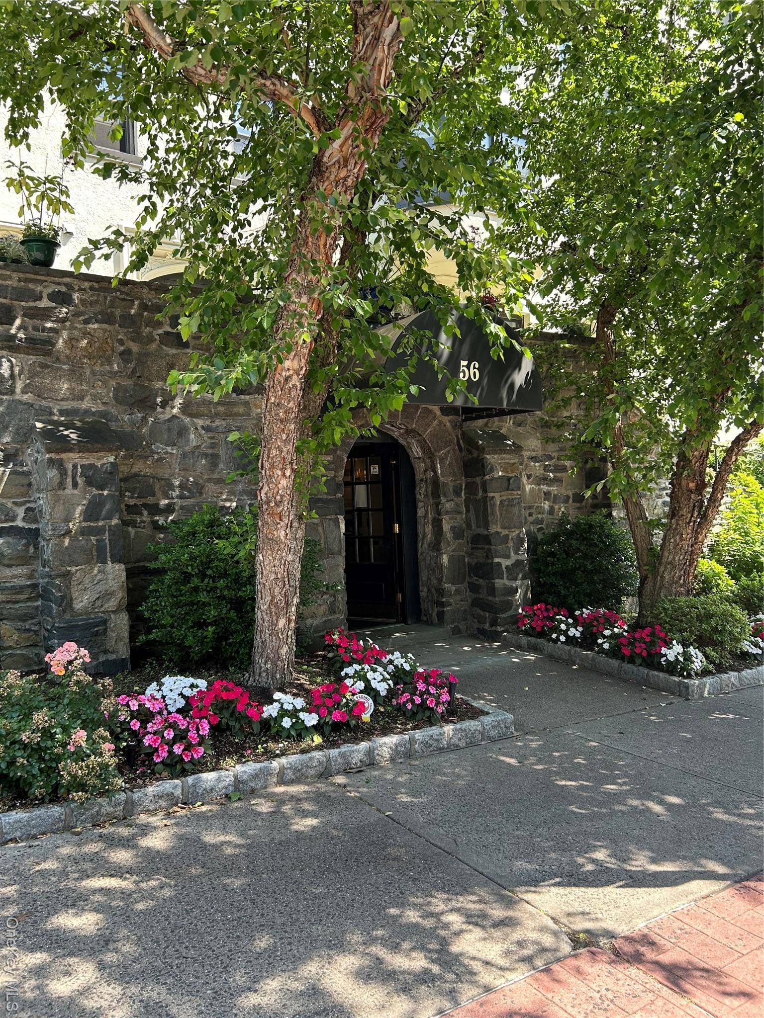 Apartamento com 2 Quartos à Venda em Bronxville - Nova Iorque - EUA - 2