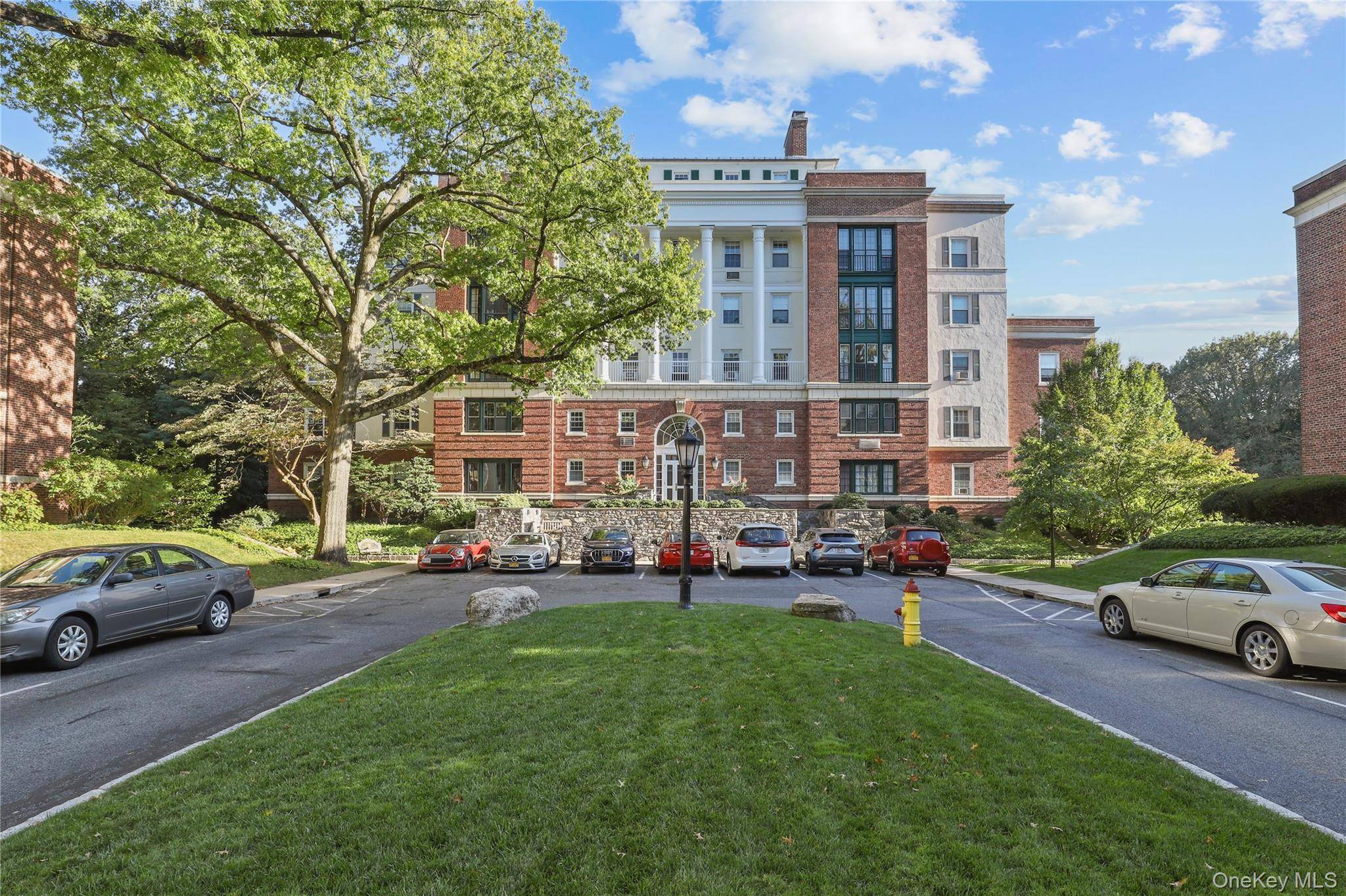 Apartamento com 2 Quartos à Venda em Bronxville - Nova Iorque - EUA - 2