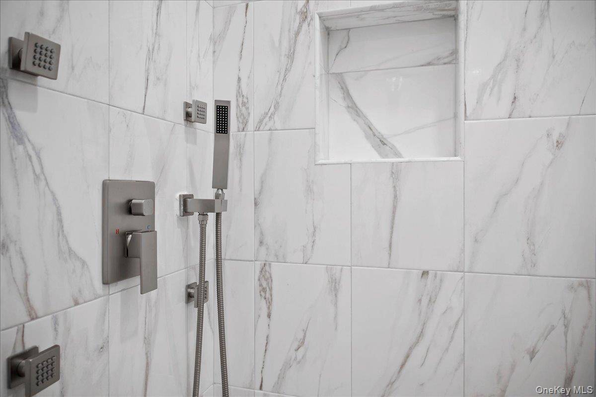 Apartamento com 2 Quartos à Venda em Bronxville - Nova Iorque - EUA - 8