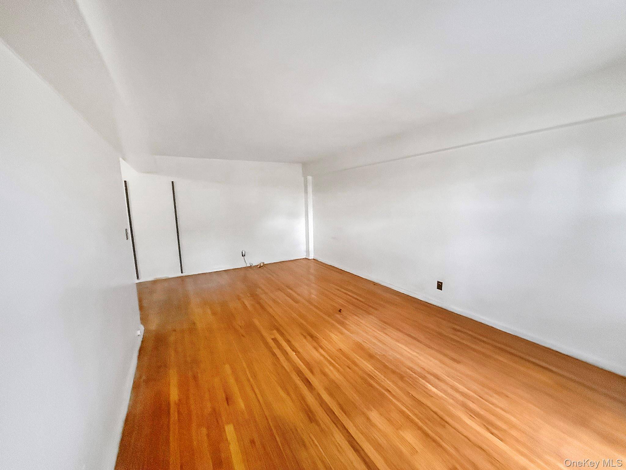 Apartamento com 2 Quartos à Venda em Bronxville - Nova Iorque - EUA - 3
