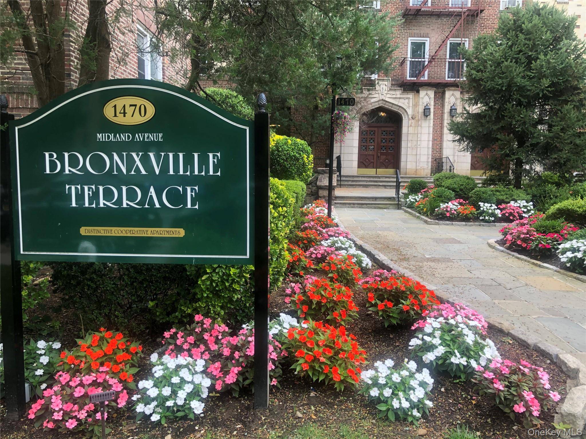Apartamento com 2 Quartos à Venda em Bronxville - Nova Iorque - EUA - 1
