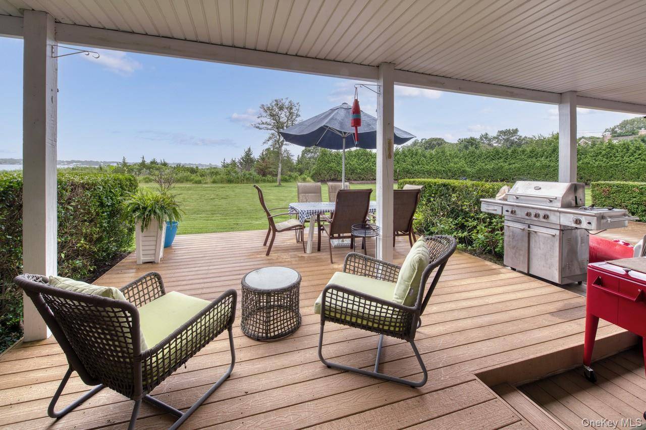 Apartamento com 2 Quartos à Venda em Hampton Bays - Nova Iorque - EUA - 1