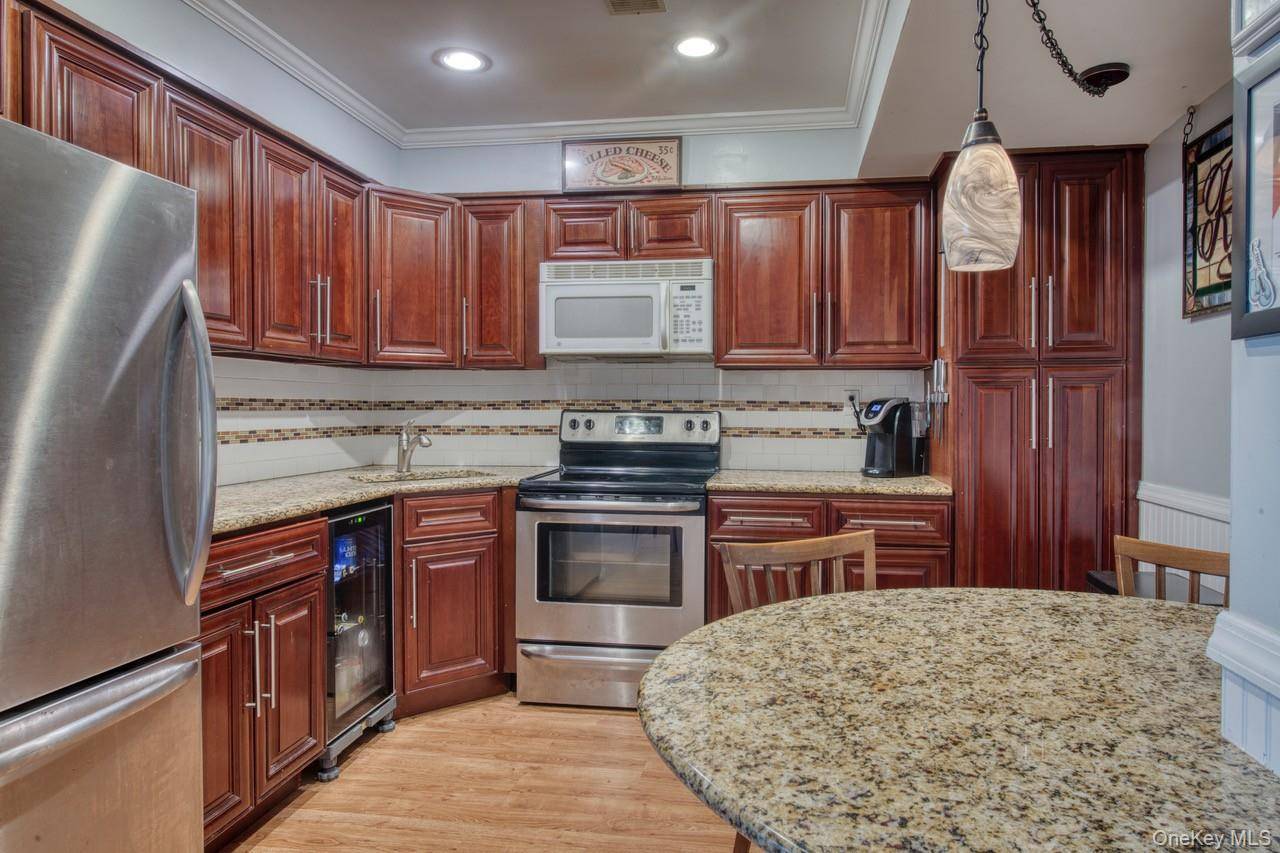 Apartamento com 2 Quartos à Venda em Hampton Bays - Nova Iorque - EUA - 3