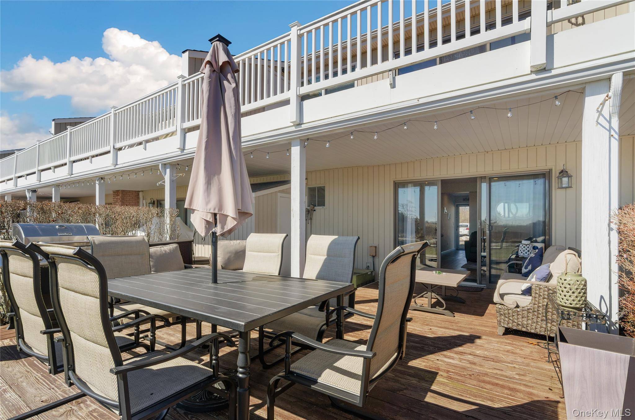 Apartamento com 2 Quartos à Venda em Hampton Bays - Nova Iorque - EUA - 1