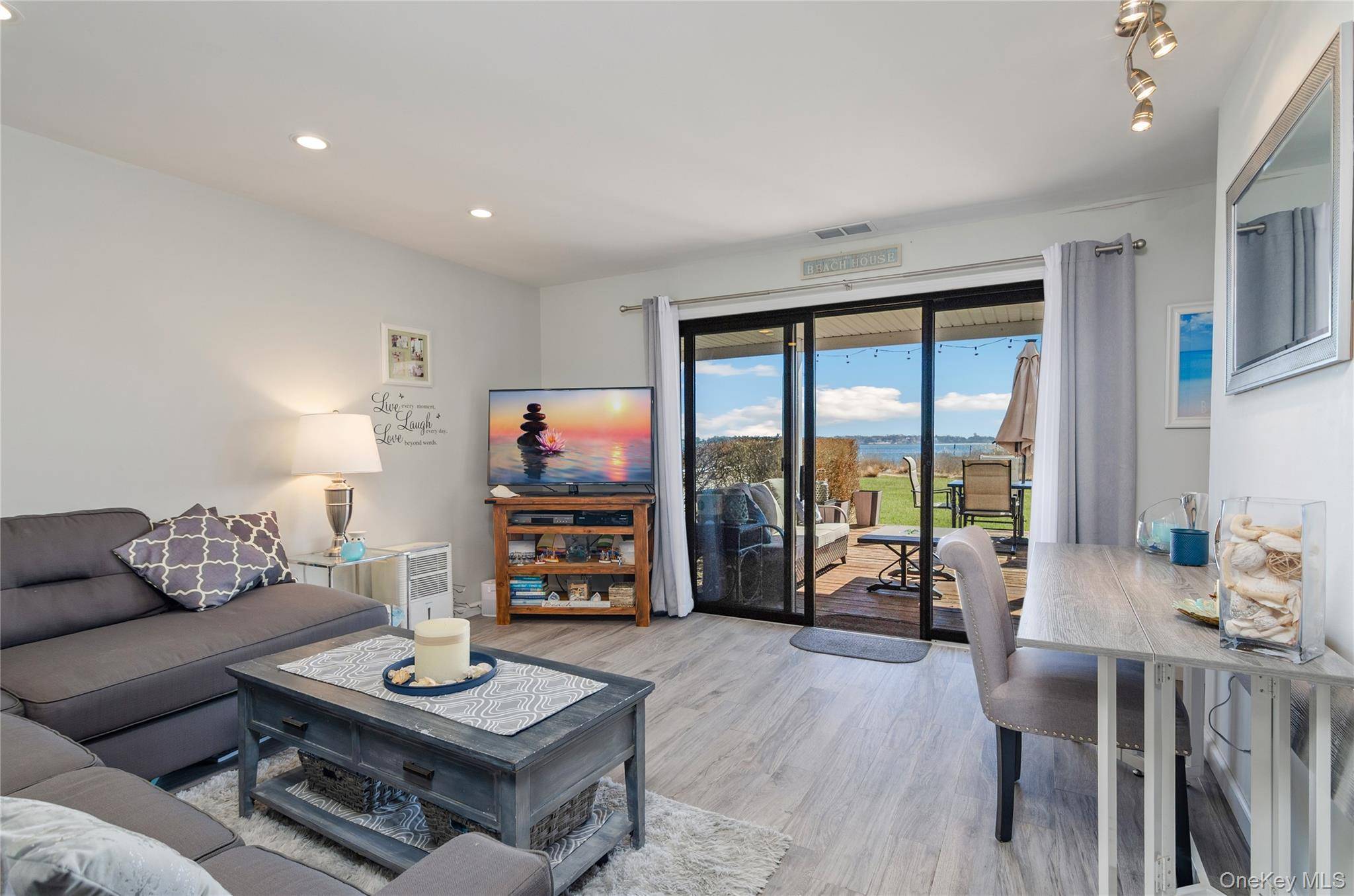 Apartamento com 2 Quartos à Venda em Hampton Bays - Nova Iorque - EUA - 6