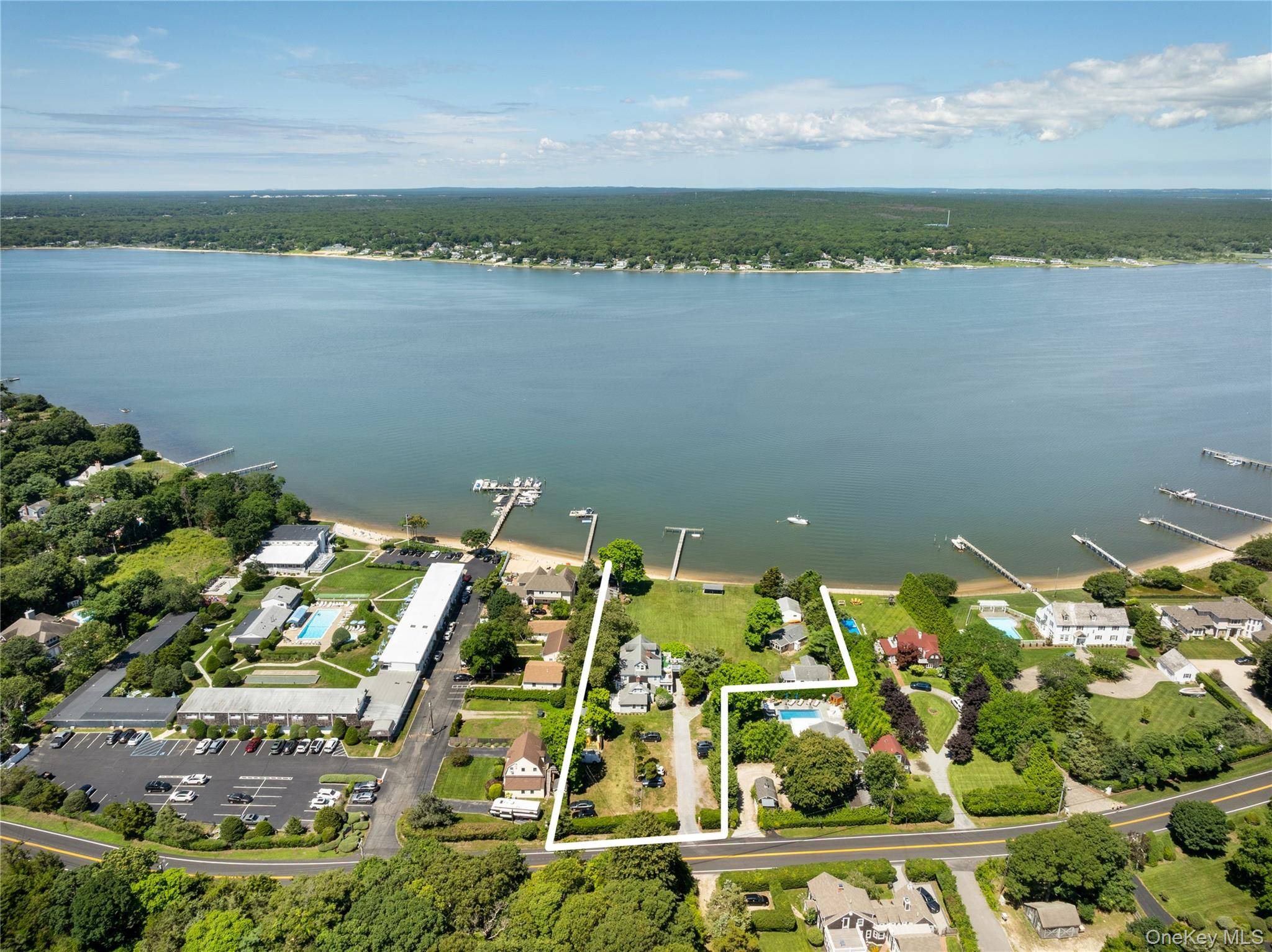 Apartamento com 2 Quartos à Venda em Hampton Bays - Nova Iorque - EUA - 3