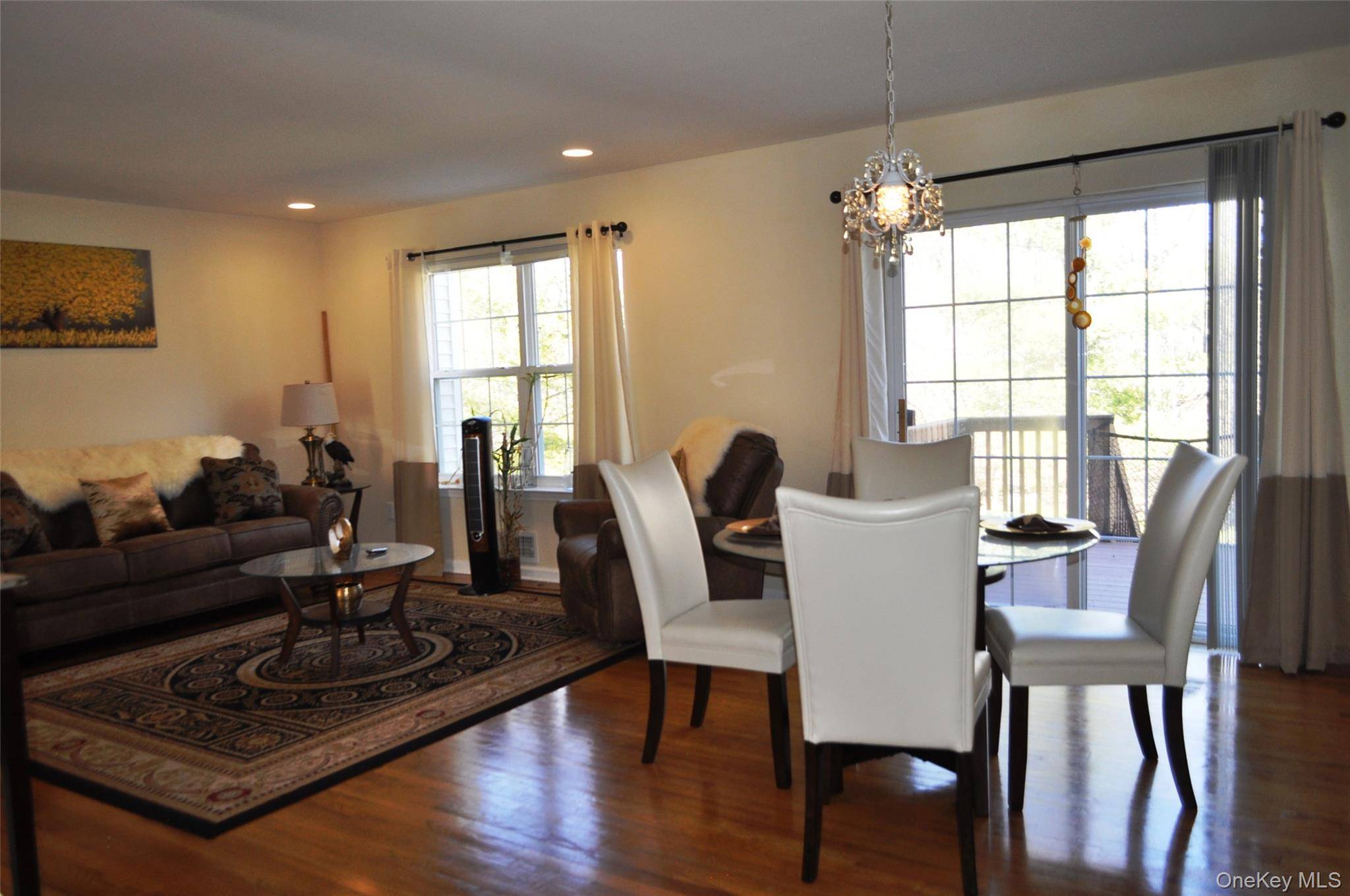 Apartamento de 2 Dormitorios en Venta en Hyde Park - Nueva York - EE. UU. - 5