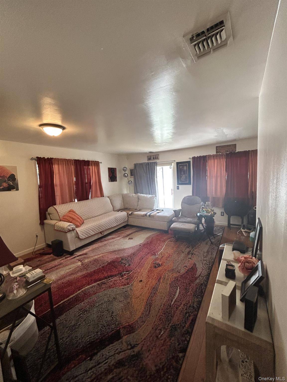 Apartamento com 2 Quartos à Venda em Uniondale - Nova Iorque - EUA - 1