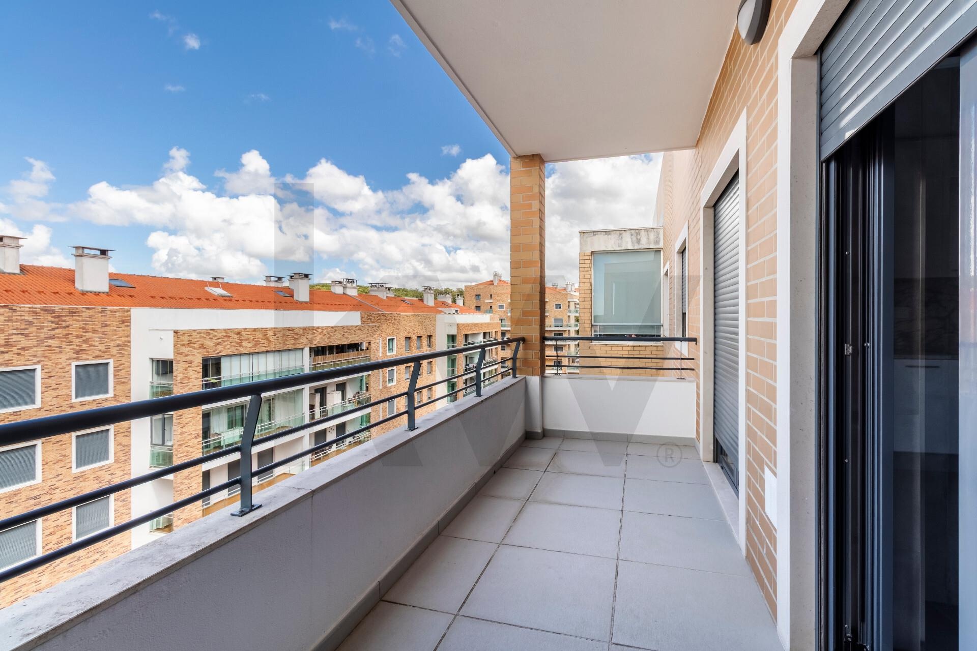 Apartamento de 3 Dormitorios en Venta en Amadora - Lisboa - Portugal - 7
