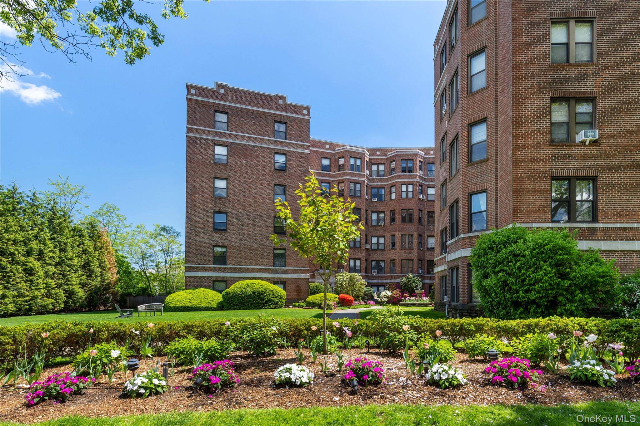 Apartamento com 3 Quartos à Venda em Larchmont - Nova Iorque - EUA - 2