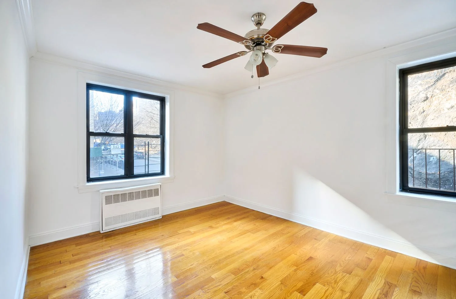 Apartamento de 1 Dormitorio en Venta en 245 Bennett Avenue – Manhattan, Nueva York – NY - 4