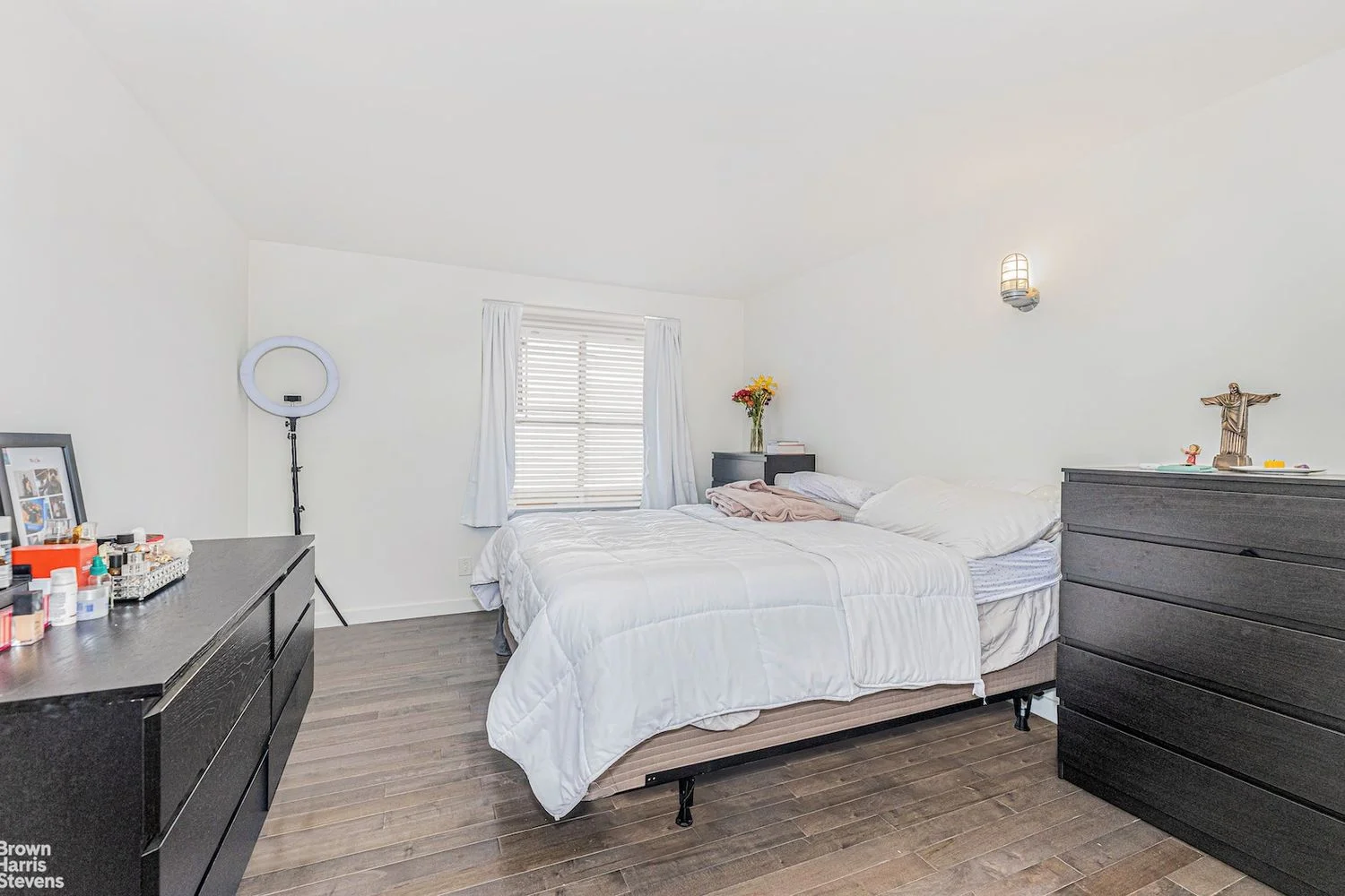 Apartamento de 1 Dormitório à Venda em 29 Adrian Avenue – Manhattan – Nova Iorque – NY - 1