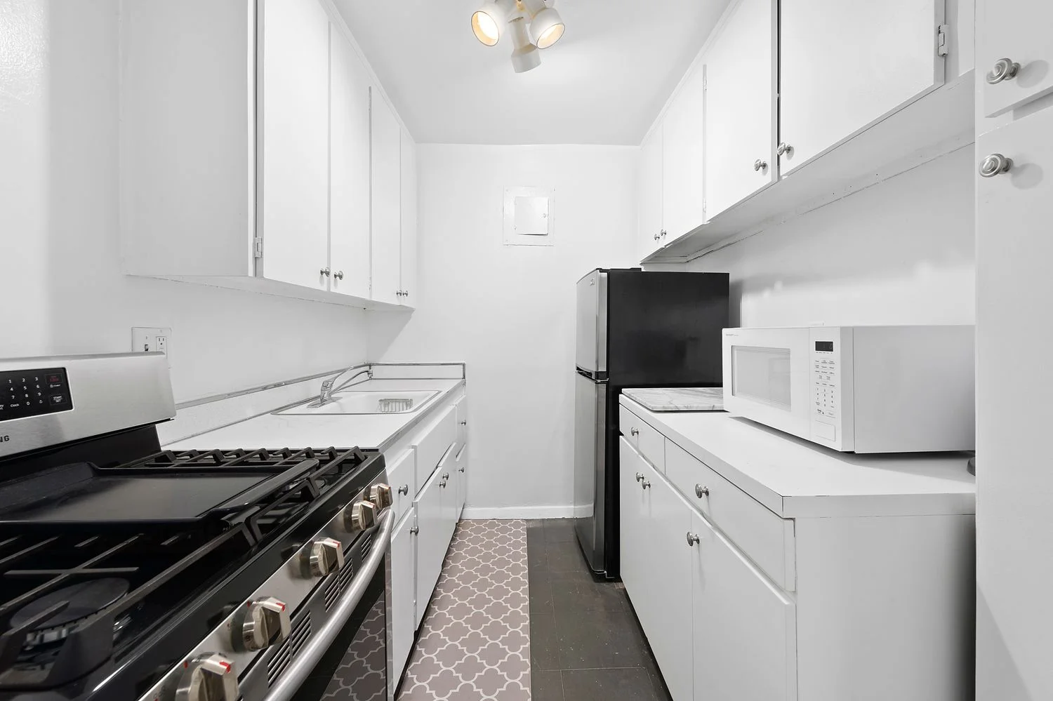 Apartamento de 1 Dormitório à Venda em Manhattan – New York, NY - 2