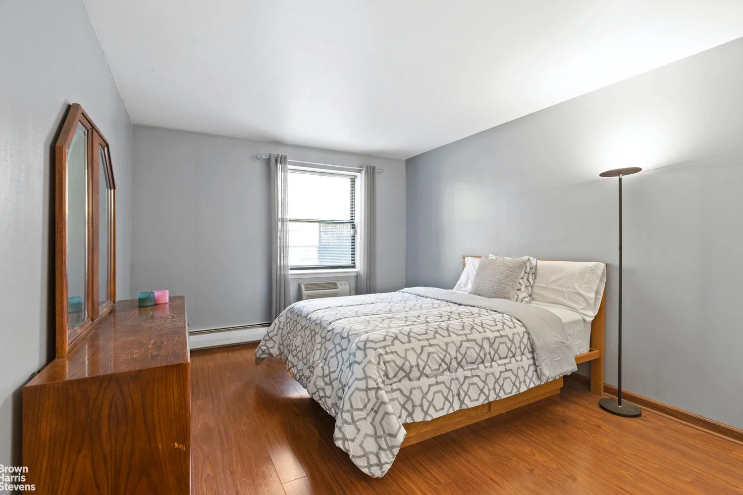 Apartamento de 1 Dormitorio en Venta en Manhattan – New York, NY - 4