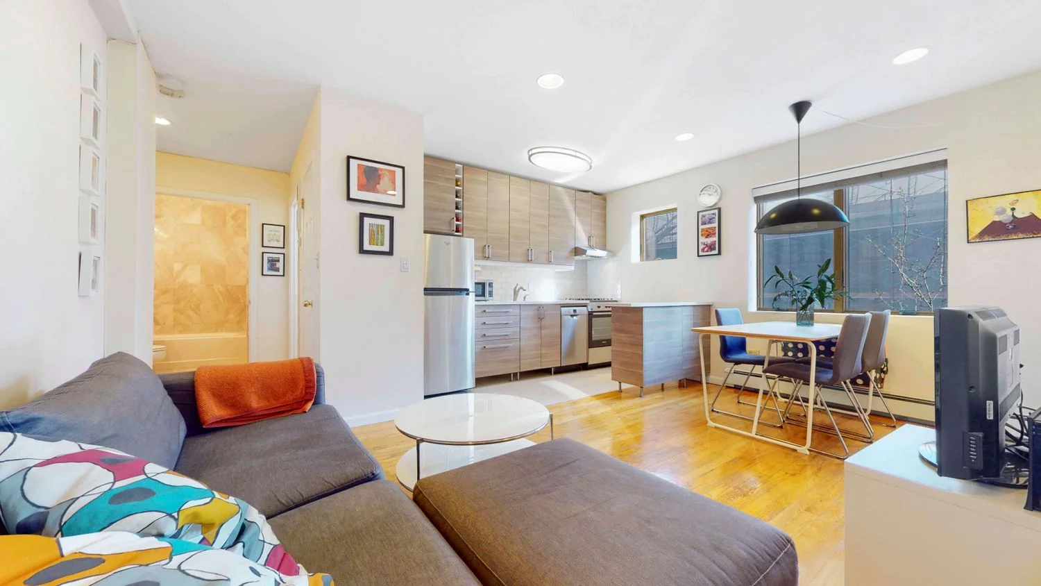 Apartamento de 1 Dormitorio en Venta en Manhattan – New York, NY - 1