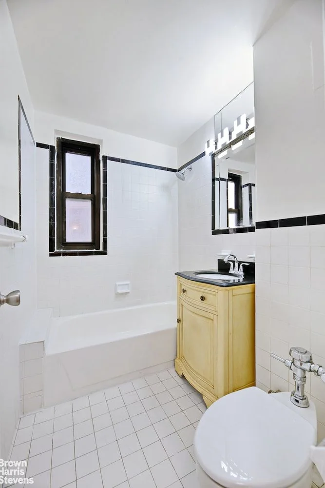 Apartamento de 1 Dormitorio en Venta en Manhattan – New York, NY - 2
