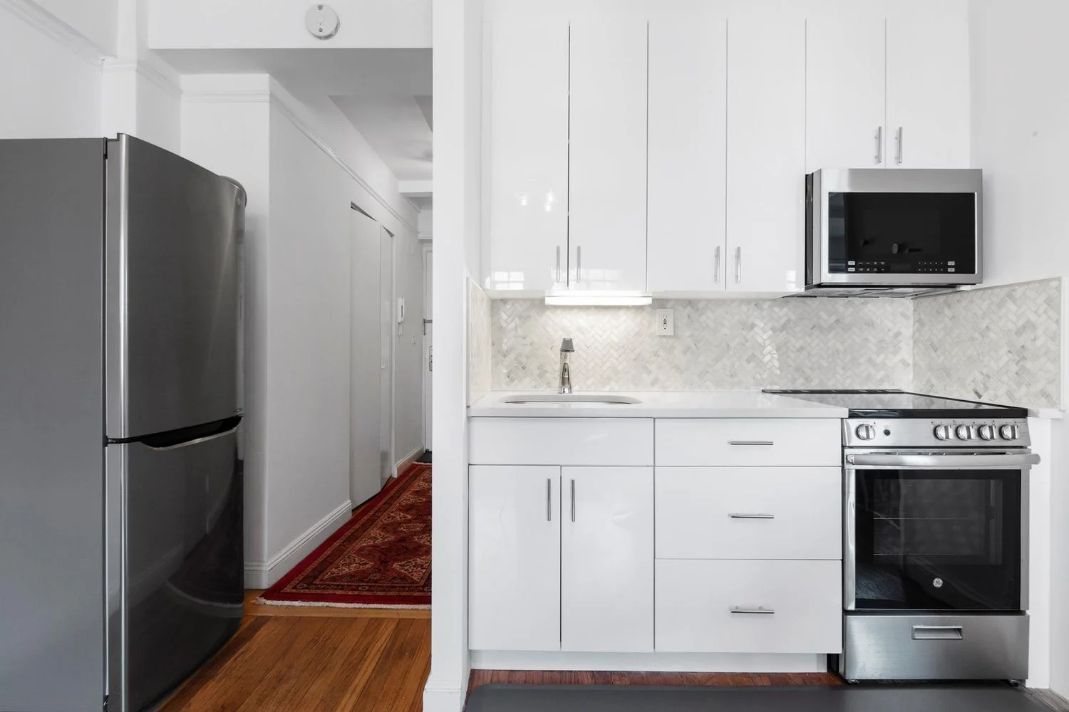 Apartamento de 1 Dormitorio en Venta en Manhattan – New York, NY - 2