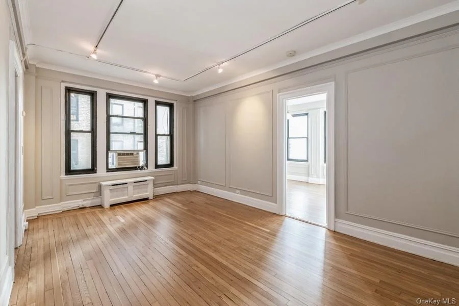 Apartamento de 1 Dormitorio en Venta en Manhattan – New York, NY - 3