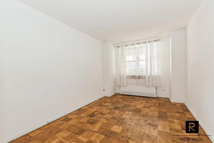 Apartamento de 1 Dormitorio en Venta en Manhattan – New York, NY - 5