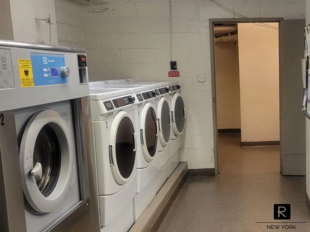 Apartamento de 1 Dormitorio en Venta en Manhattan – New York, NY - 8
