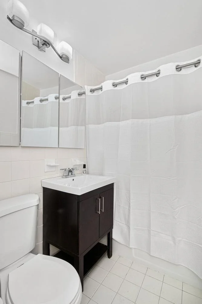 Apartamento de 1 Dormitorio en Venta en Manhattan – New York, NY - 1
