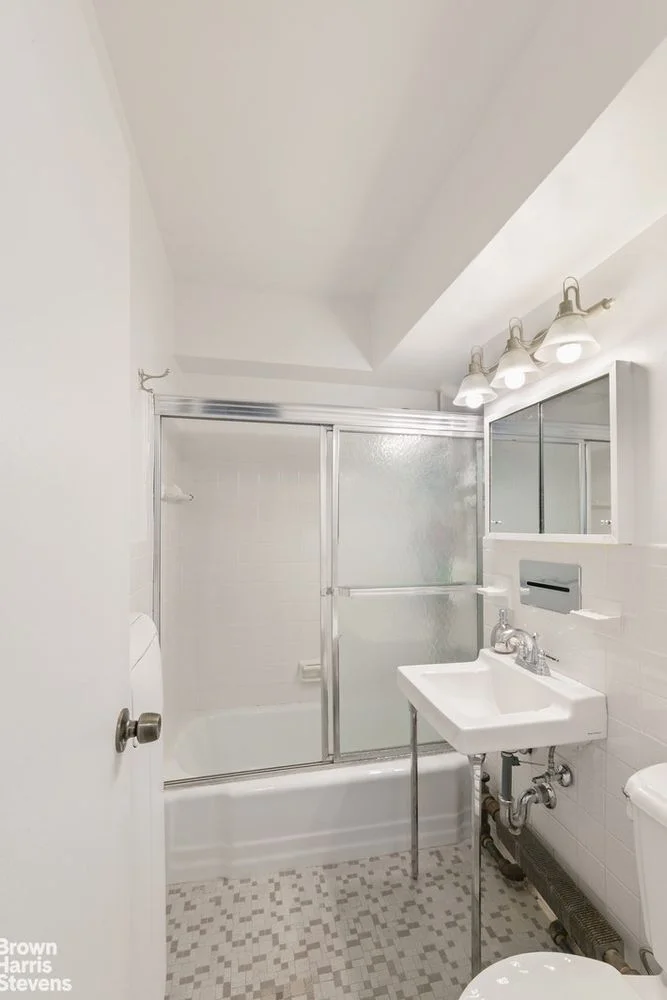 Apartamento de 1 Dormitorio en Venta en Manhattan – New York, NY - 2
