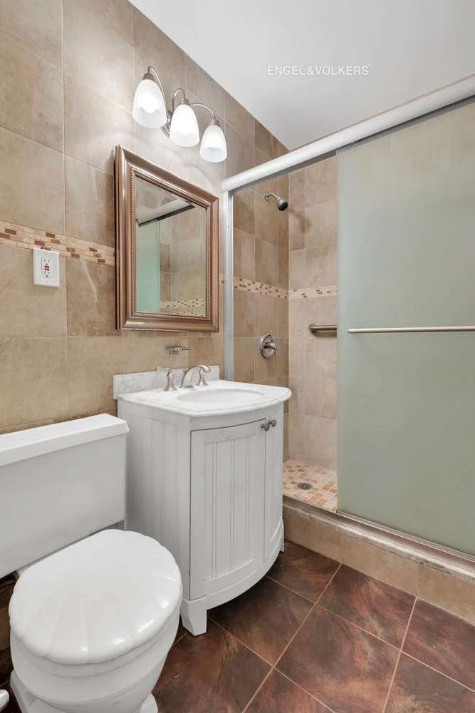 Apartamento de 1 Dormitorio en Venta en Manhattan – New York, NY - 3