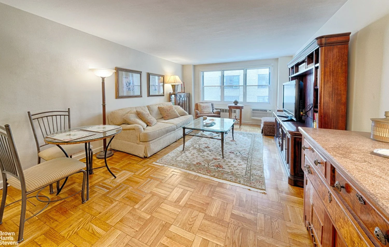 Apartamento de 1 Dormitorio en Venta en Manhattan – New York – NY - 2