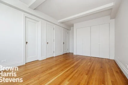Apartamento de 1 Dormitorio en Venta en Manhattan – New York, NY - 8
