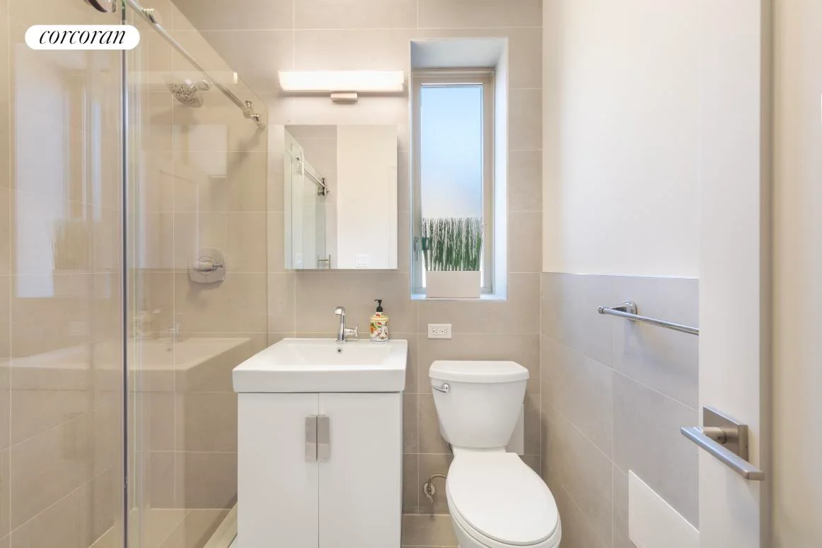Apartamento de 1 Dormitorio en Venta en Manhattan – New York, NY - 6