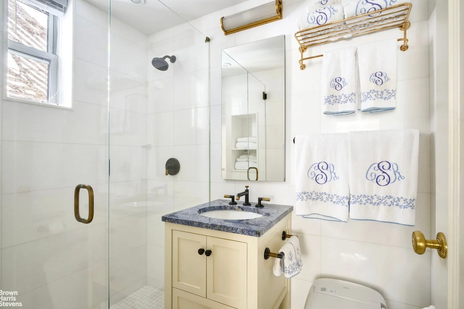 Apartamento de 1 Dormitorio en Venta en Manhattan – New York, NY - 5