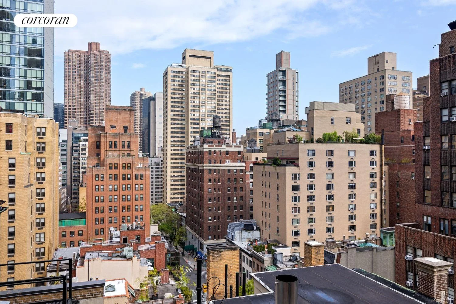 Apartamento de 1 Dormitorio en Venta en Manhattan – New York, NY - 2