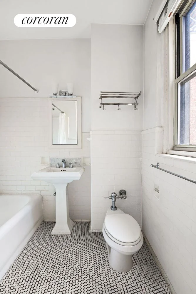 Apartamento de 1 Dormitorio en Venta en Manhattan – New York, NY - 4