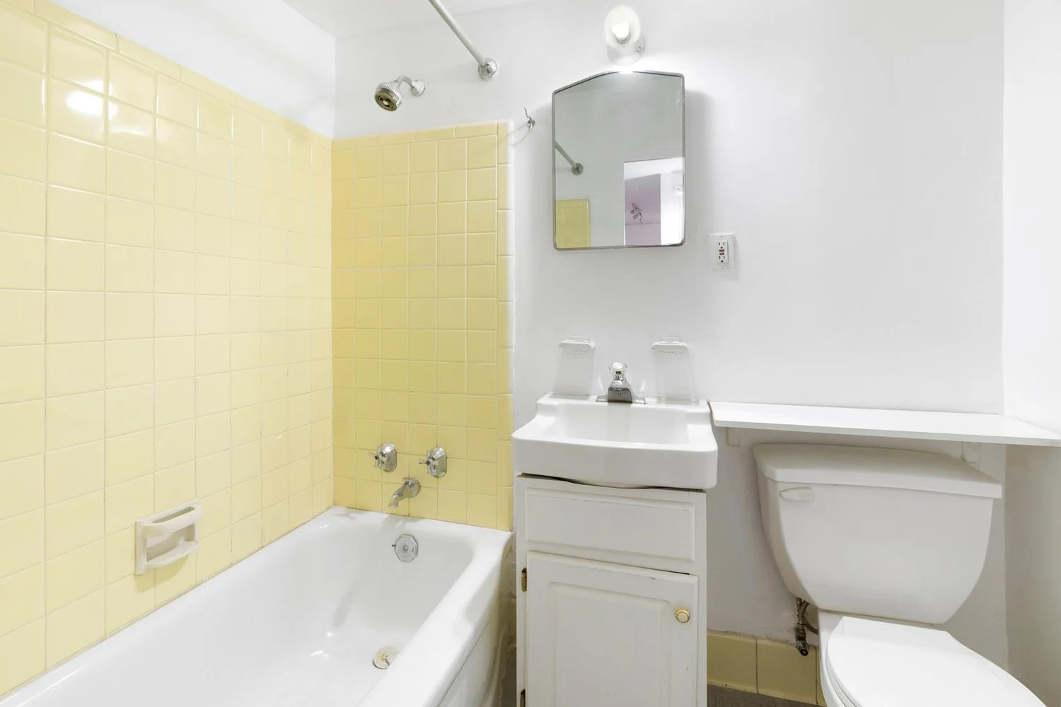 Apartamento de 1 Dormitorio en Venta en Manhattan – New York, NY - 5