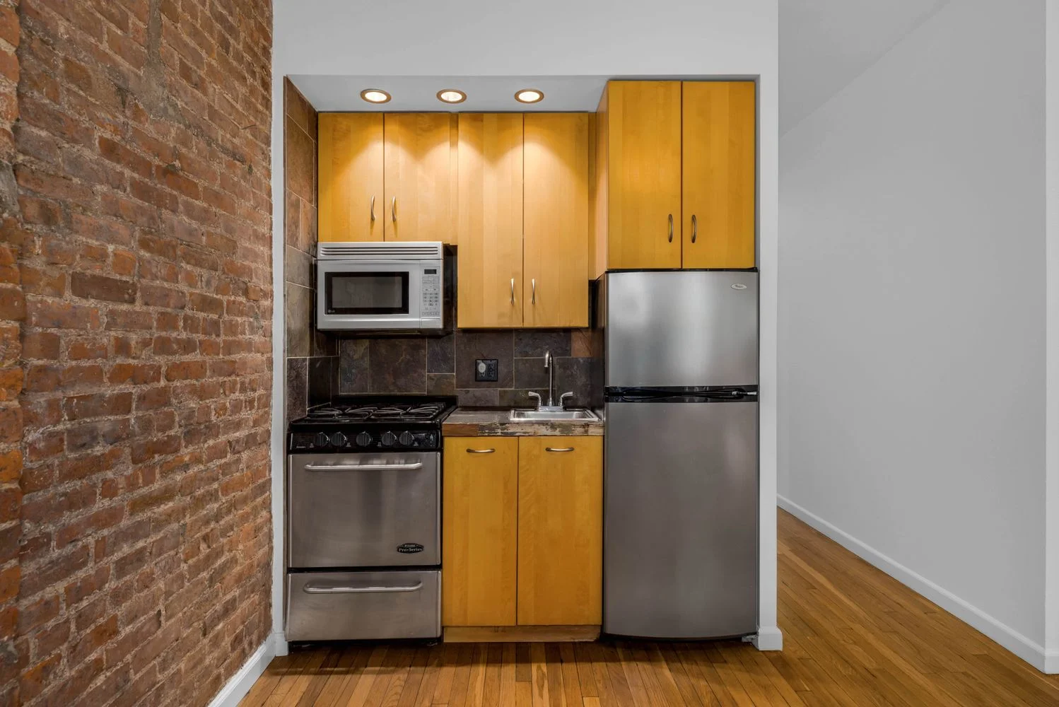 Apartamento de 1 Dormitorio en Venta en 128 East 83rd Street – Manhattan – Nueva York – NY - 2