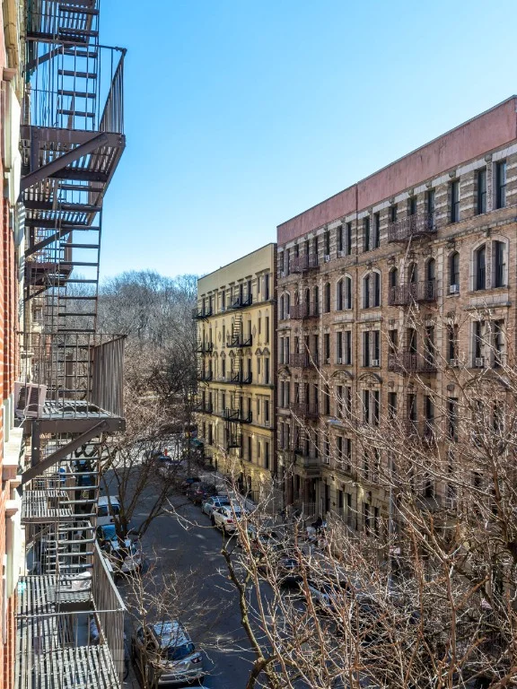 Apartamento de 1 Dormitorio en Venta en 17 West 108th Street – Manhattan – New York – NY - 8