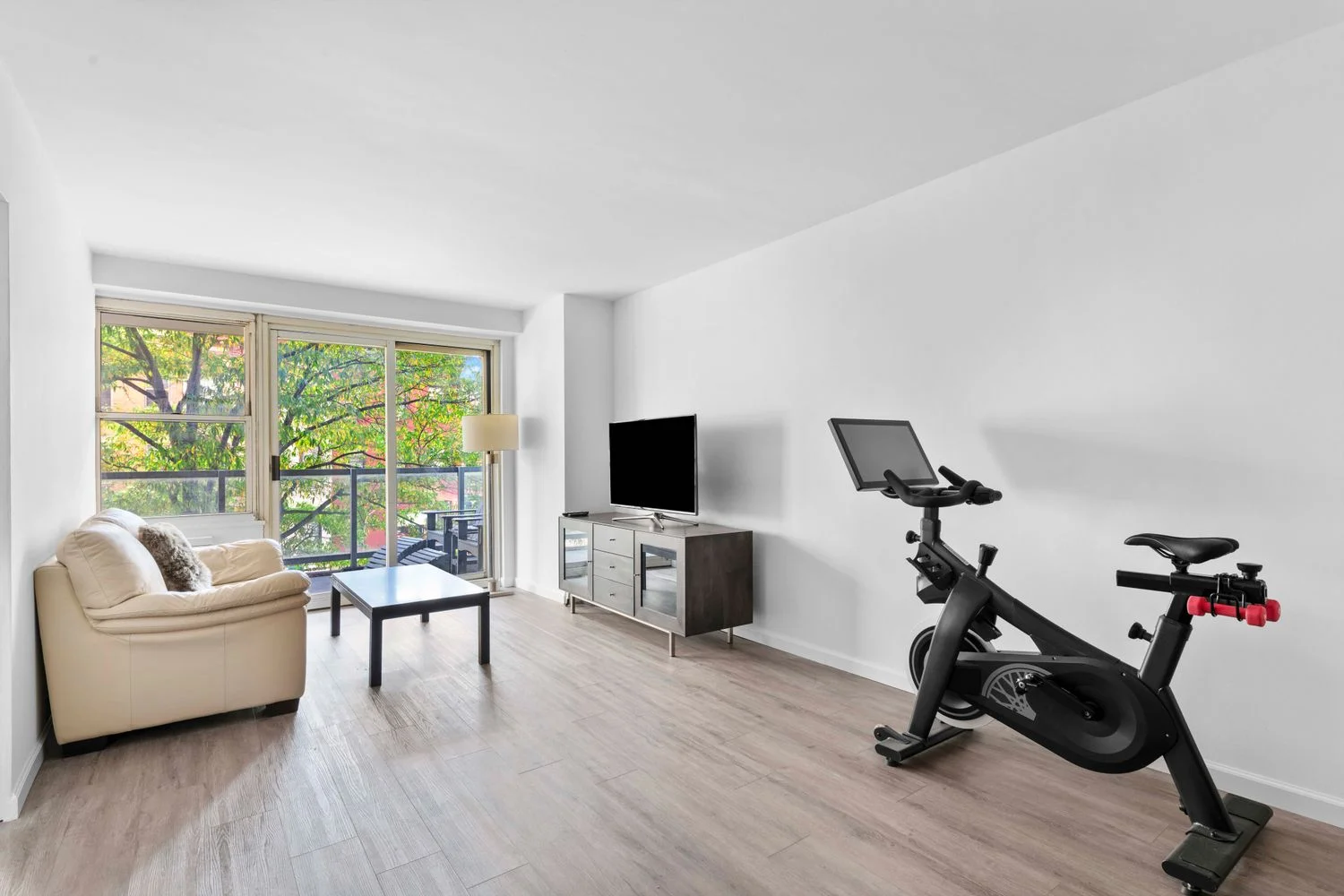 Apartamento de 1 Dormitorio en Venta en 363 East 76th Street – Manhattan – New York – NY - 8