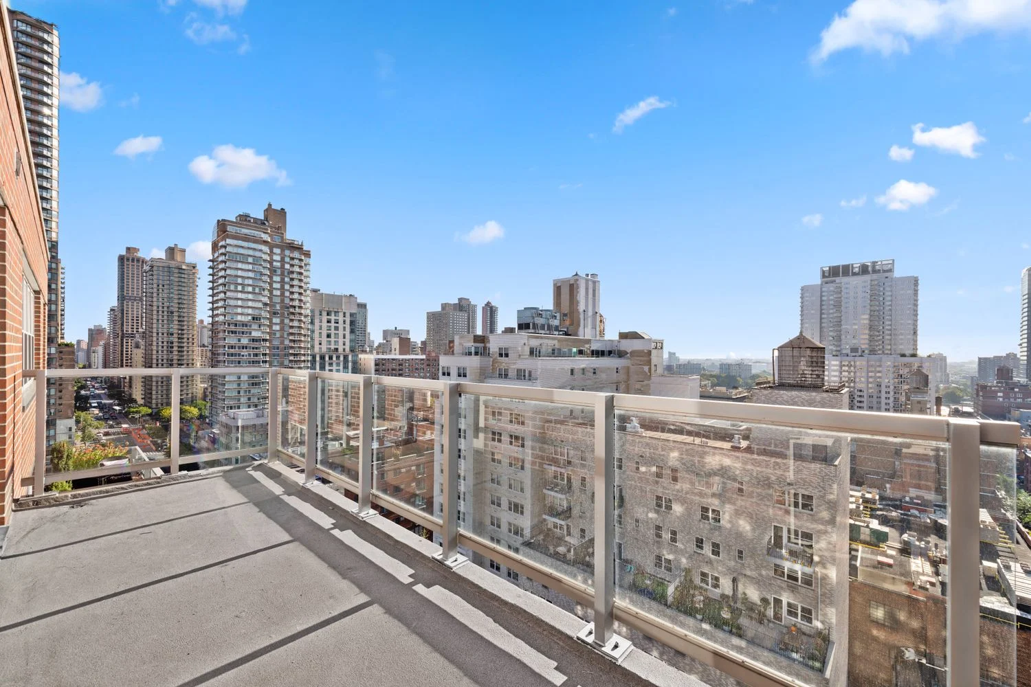Apartamento de 1 Dormitorio en Venta en 363 East 76th Street – Manhattan – Nueva York – NY - 4