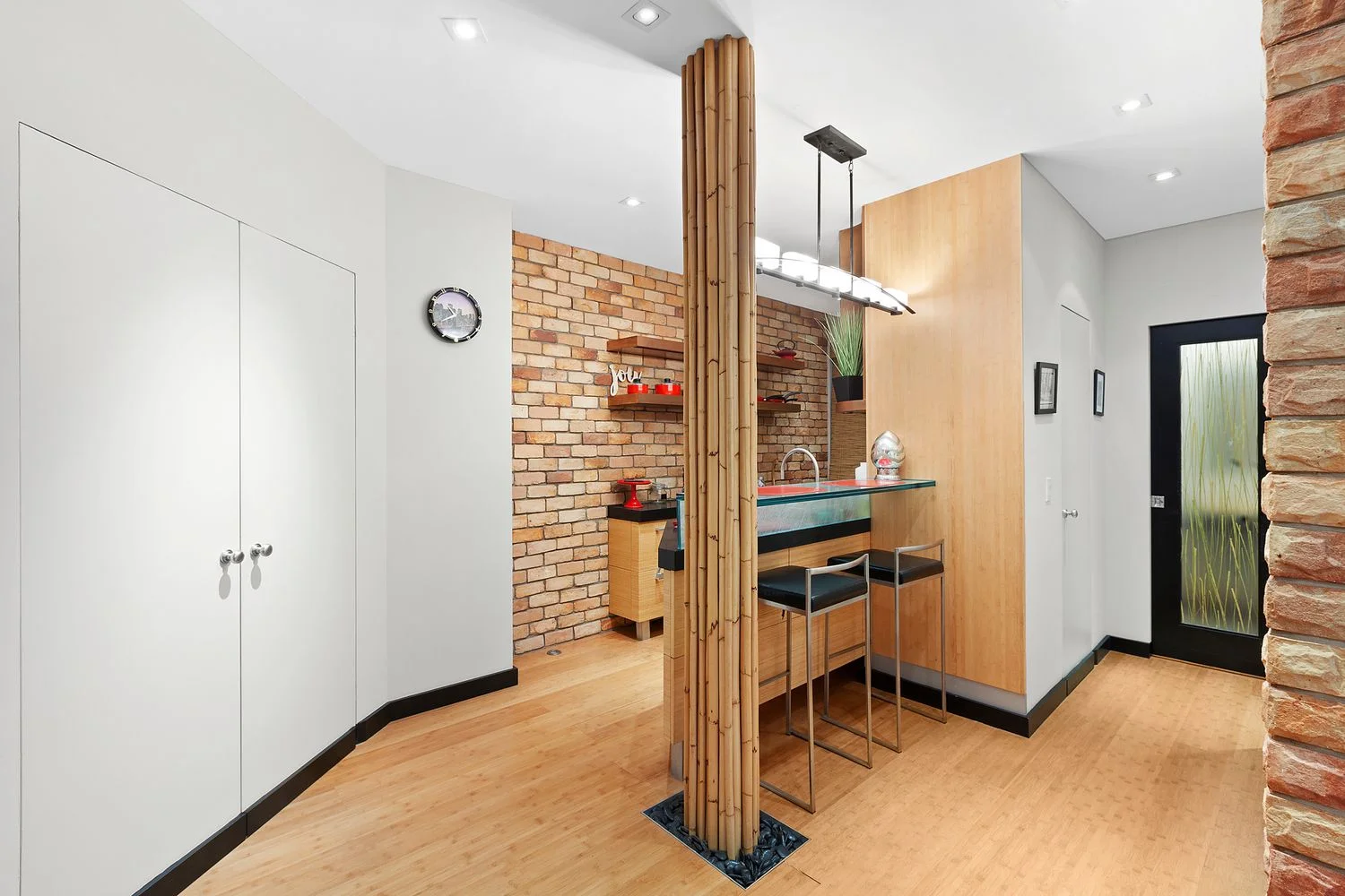 Apartamento de 1 Dormitorio en Venta en 535 East 72nd Street – Manhattan – Nueva York – NY - 1