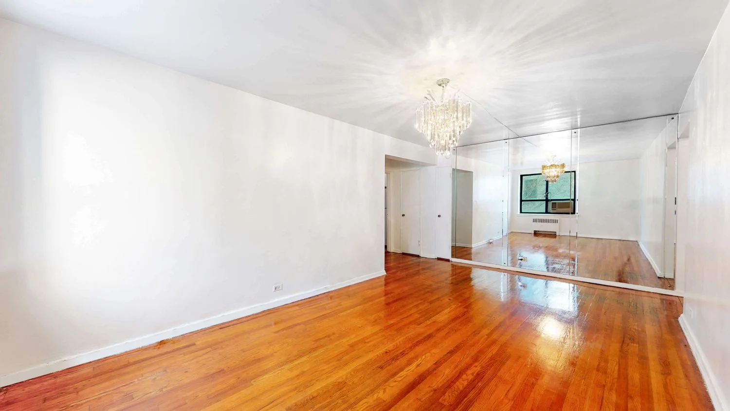 Apartamento de 1 Dormitório à Venda na Nagle Avenue – Manhattan – Nova Iorque – NY - 2