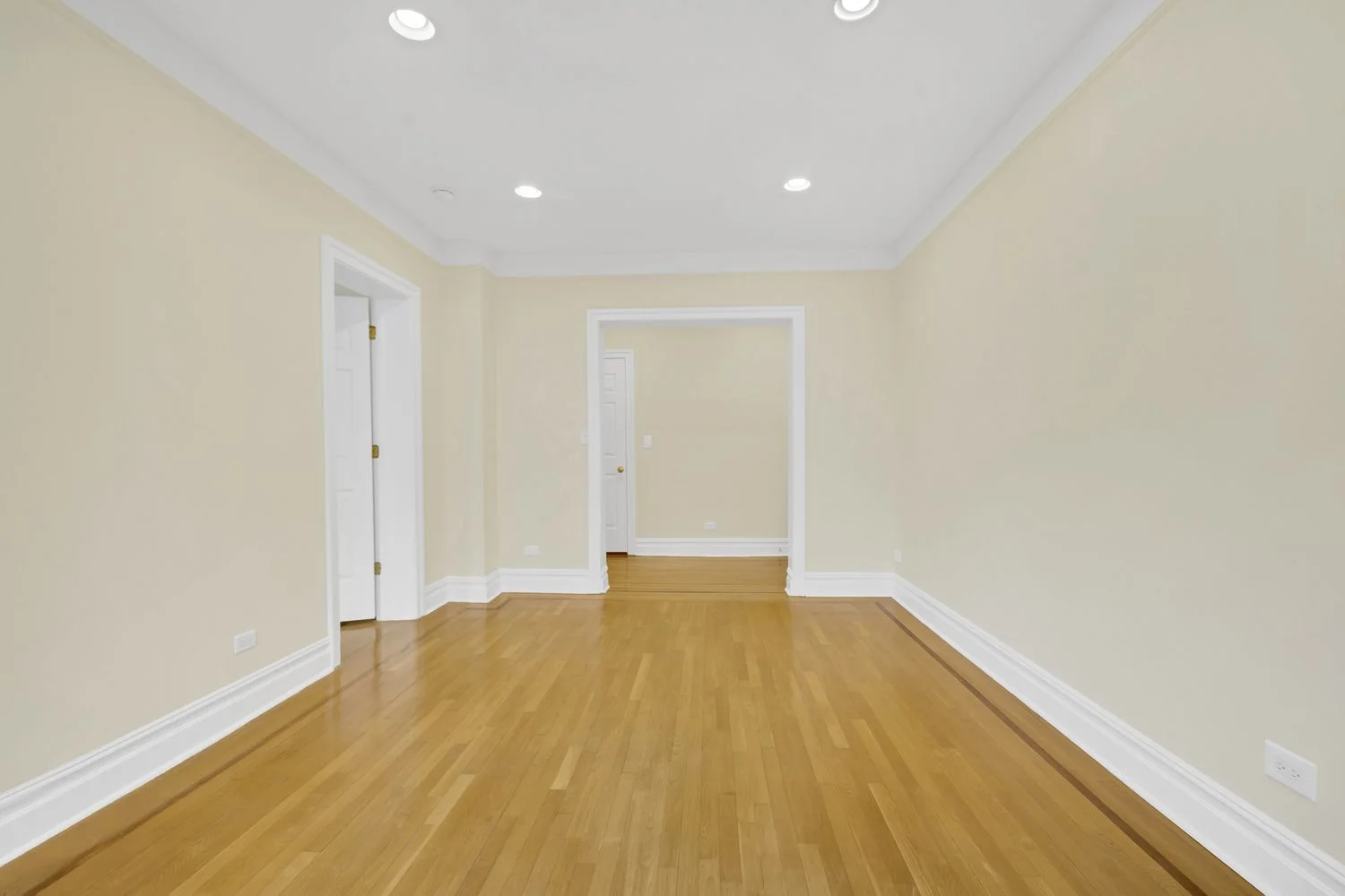 Apartamento de 1 Quarto à Venda em 725 Riverside Drive – Manhattan, Nova Iorque - 2