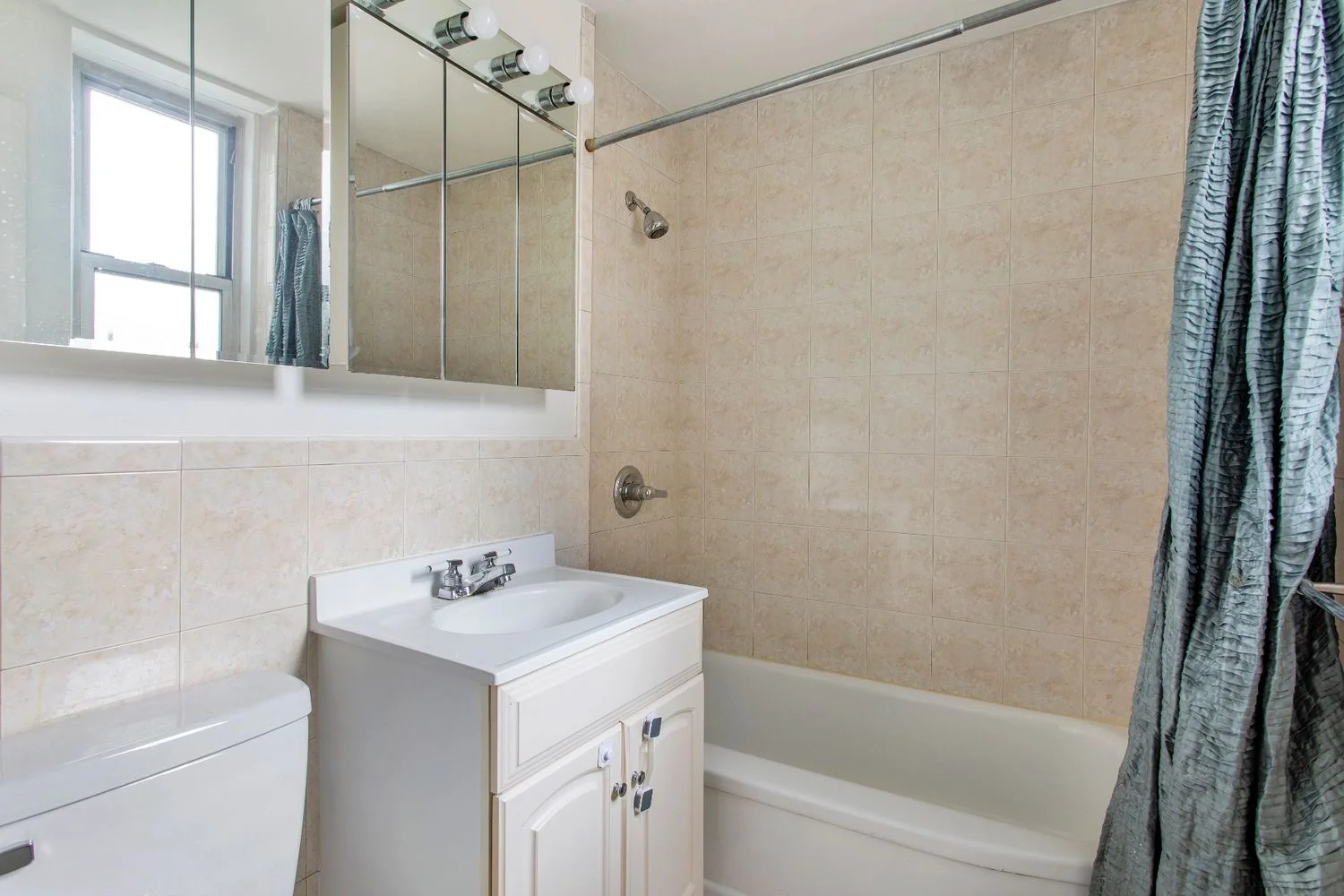 Apartamento de 2 Dormitórios à Venda em Manhattan – New York – NY - 8
