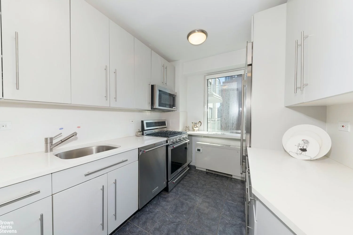 Apartamento de 2 Dormitórios à Venda em Manhattan – New York, NY - 2